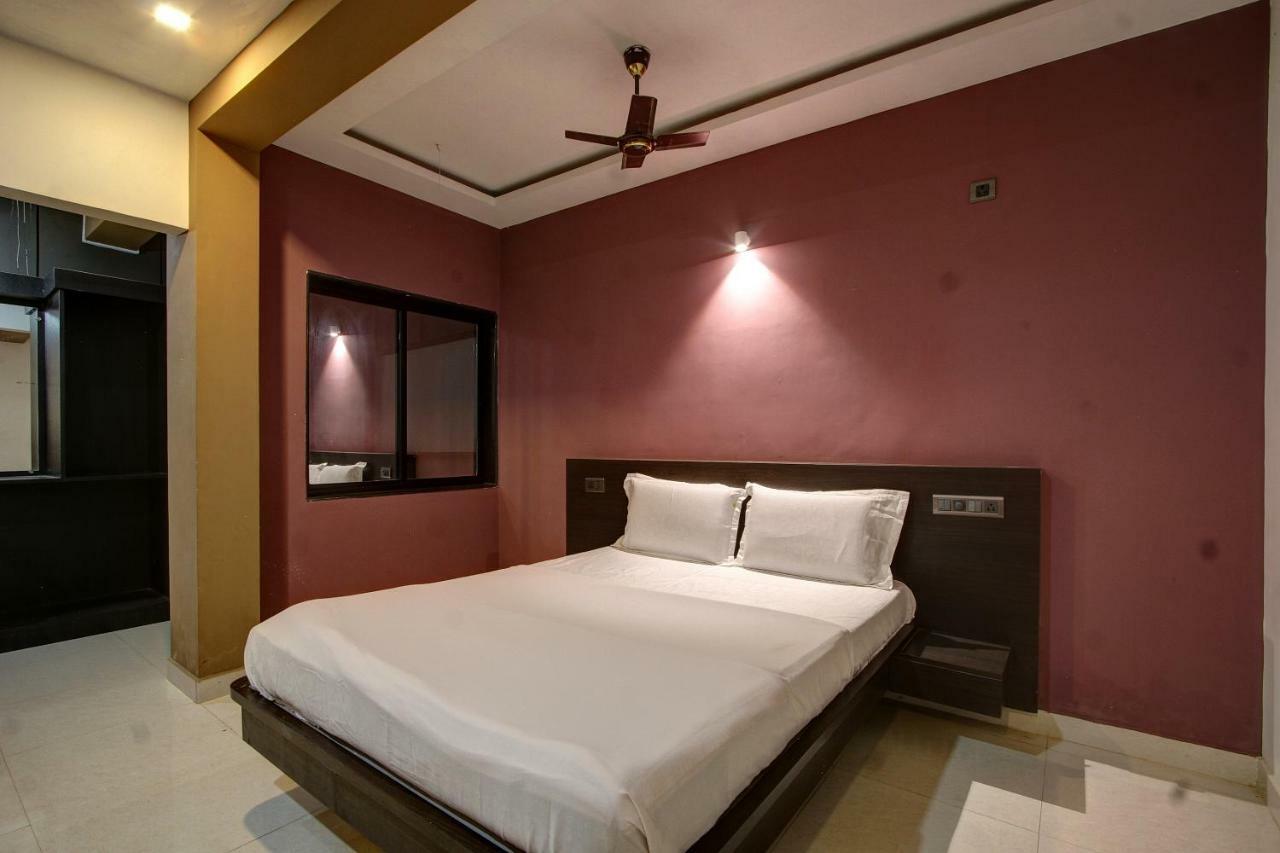 Spot On 37197 Mallya Residency Hotel Someshwar Ngoại thất bức ảnh